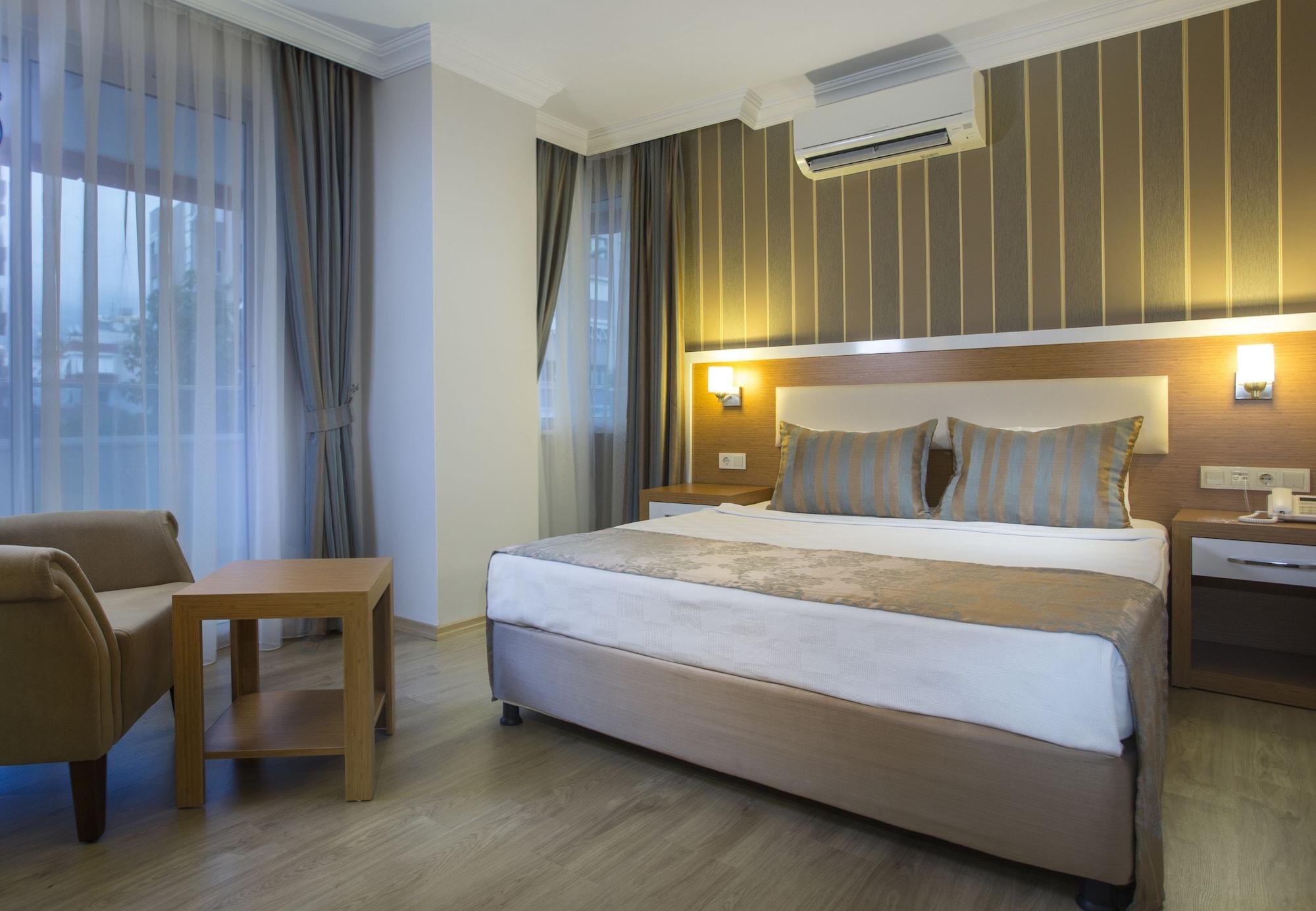 Lonicera City Hotel Аланія Екстер'єр фото