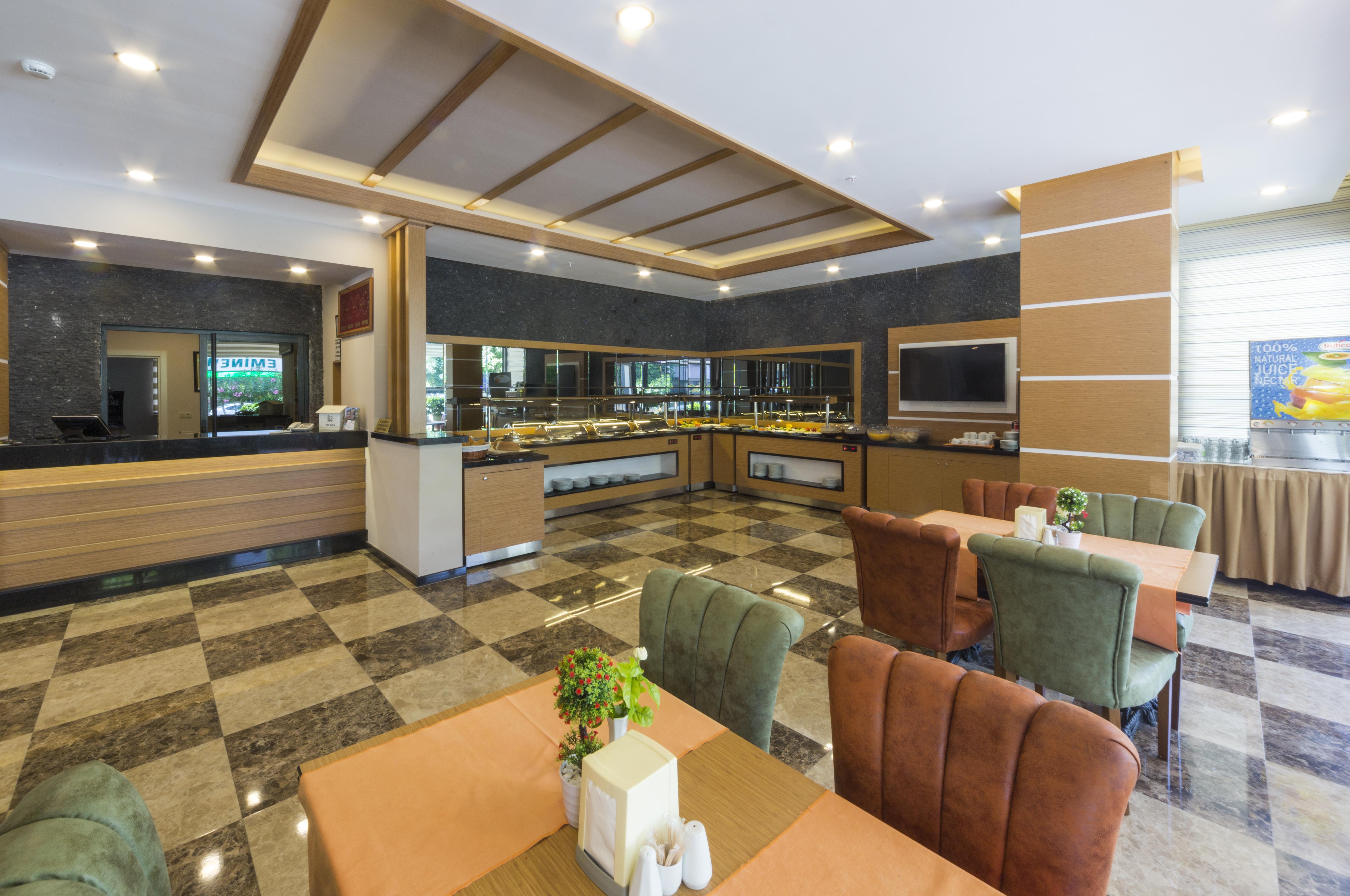 Lonicera City Hotel Аланія Екстер'єр фото