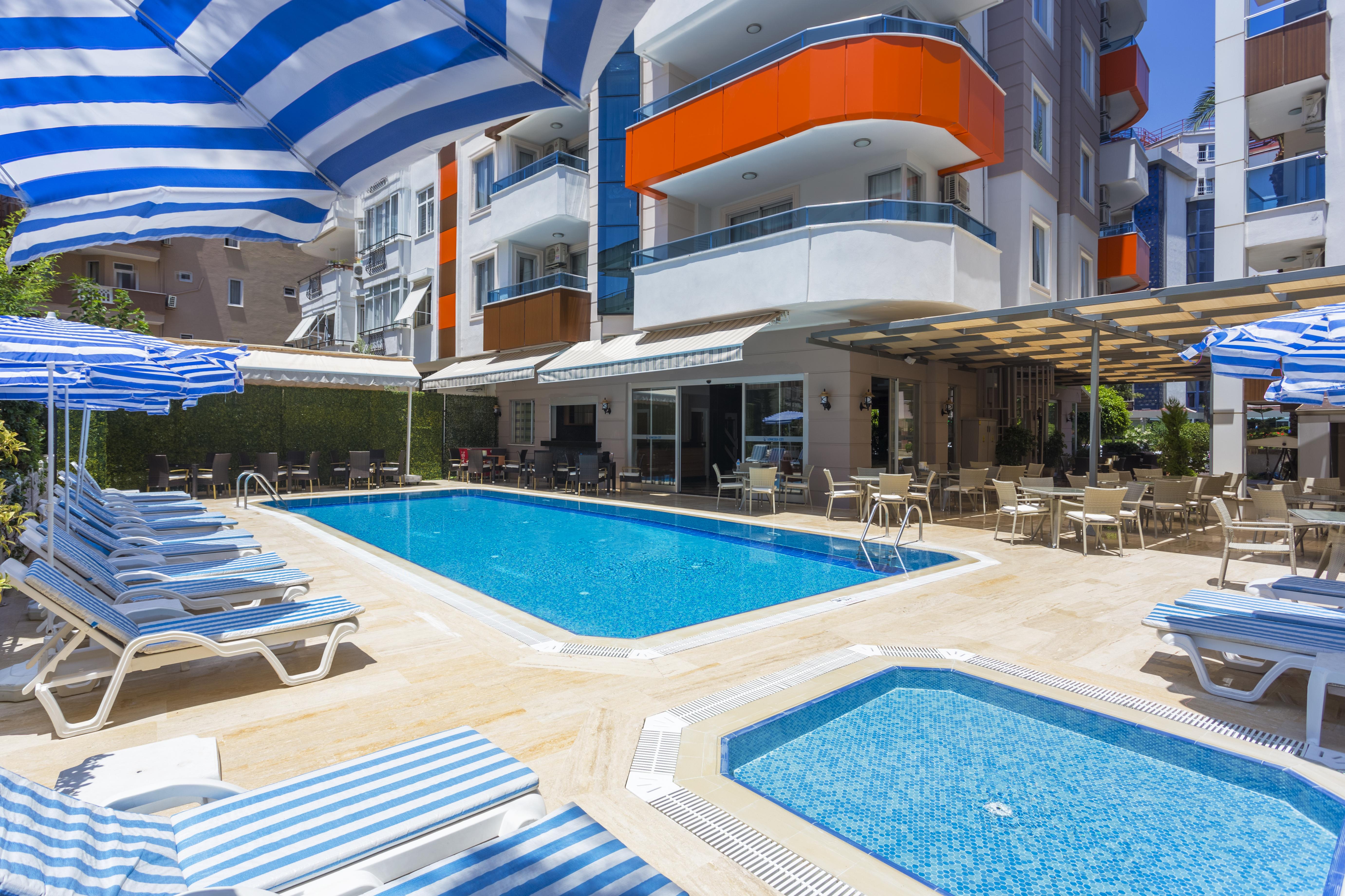 Lonicera City Hotel Аланія Екстер'єр фото